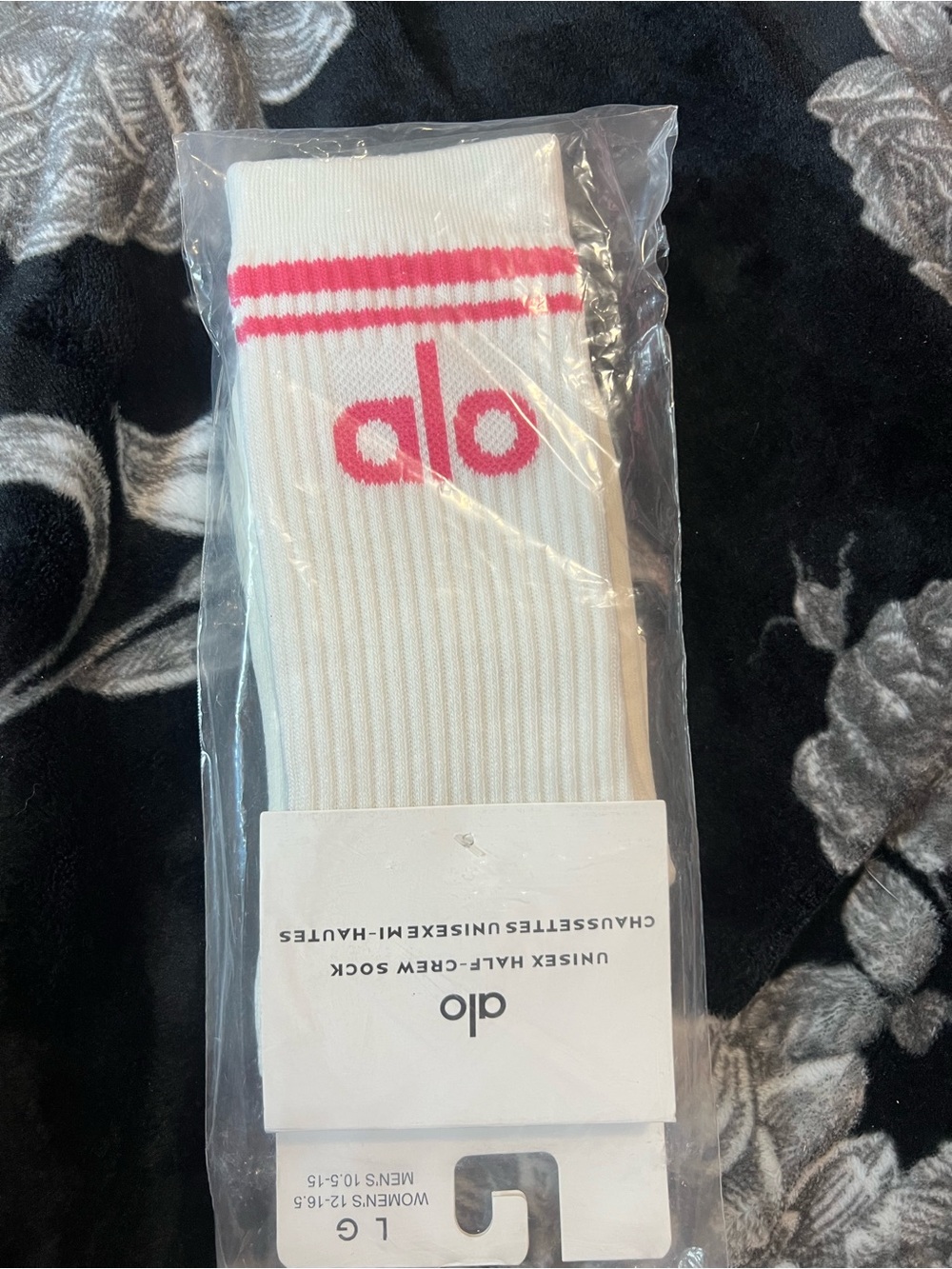 ALO Performance Crew Socks - White with Pink Accent